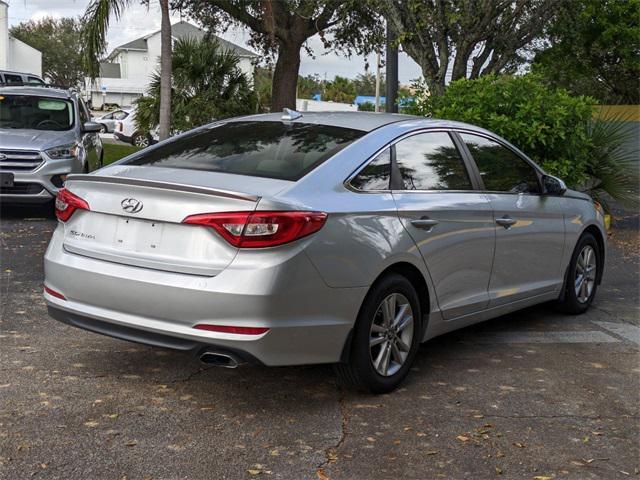 2017 hyundai sonata se