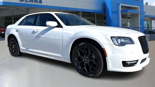 2022 Chrysler 300 touring