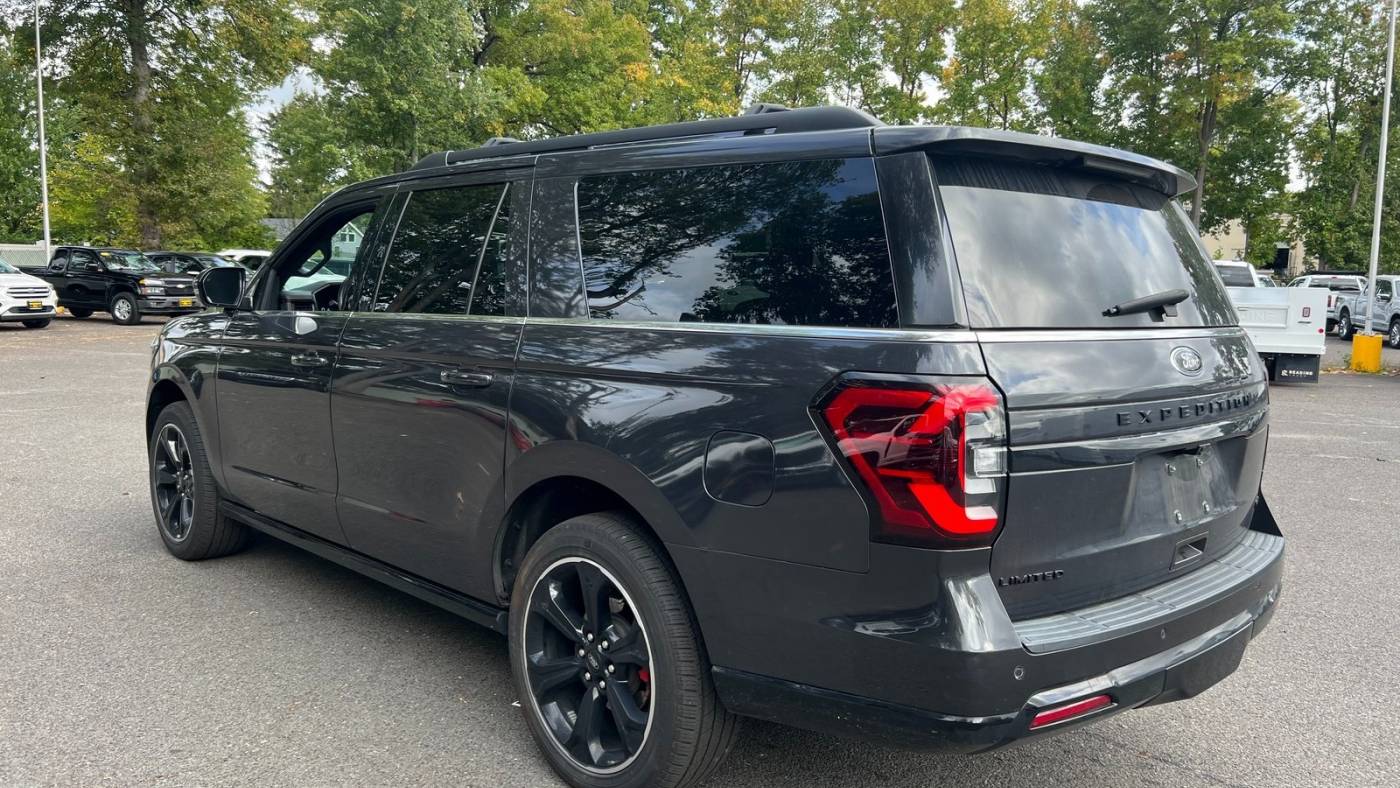2022 ford expedition max limited