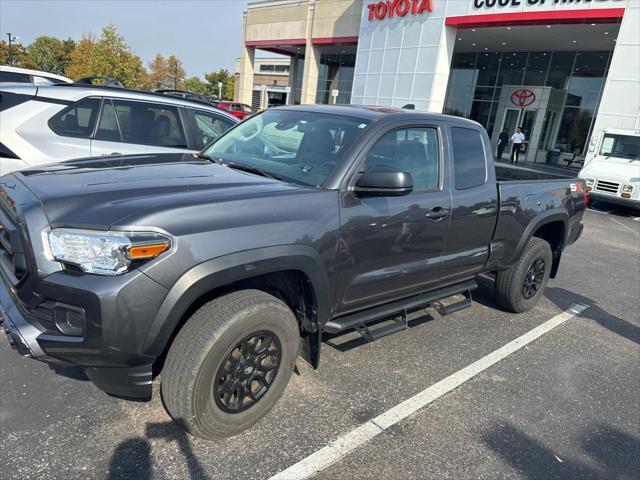 2022 toyota tacoma sr
