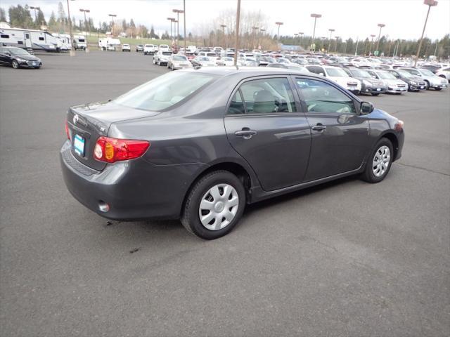 2010 toyota corolla le