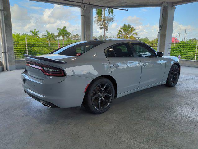2021 dodge charger sxt