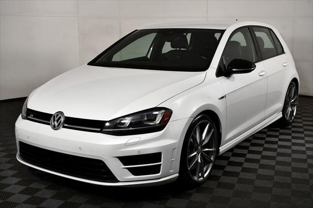 2017 volkswagen golf r 4-door w/dcc & navigation