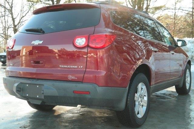2011 chevrolet traverse lt awd lt 4dr suv w/2lt for sale in birch island, maine