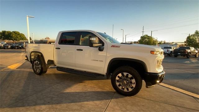 2024 chevrolet silverado 2500 custom