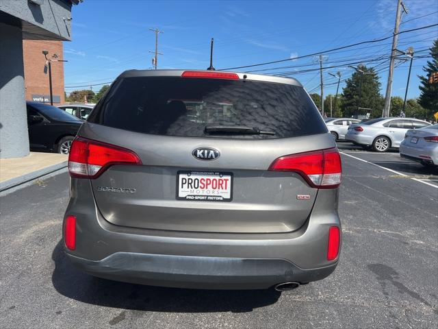 2014 kia sorento lx