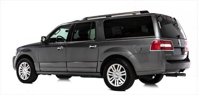 2013 lincoln navigator base