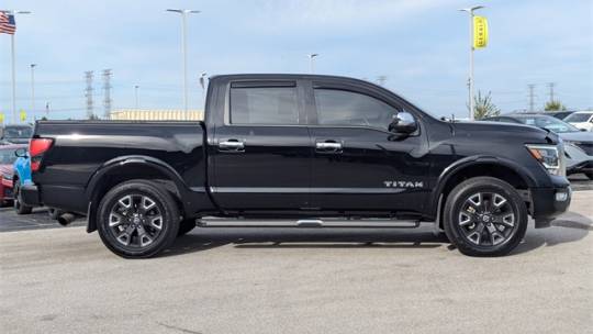 2021 nissan titan
