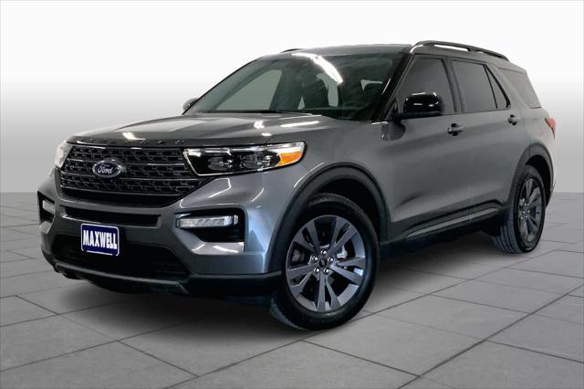 2023 ford explorer xlt