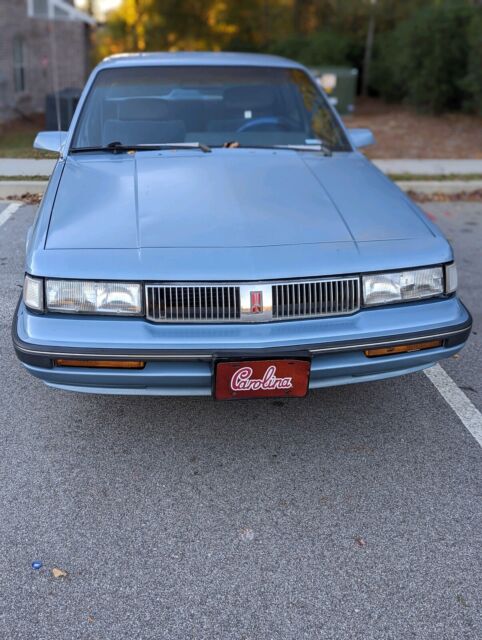 1990 oldsmobile cutlass sedan blue fwd automatic s
