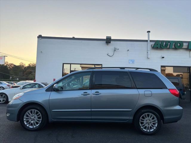 2010 toyota sienna xle