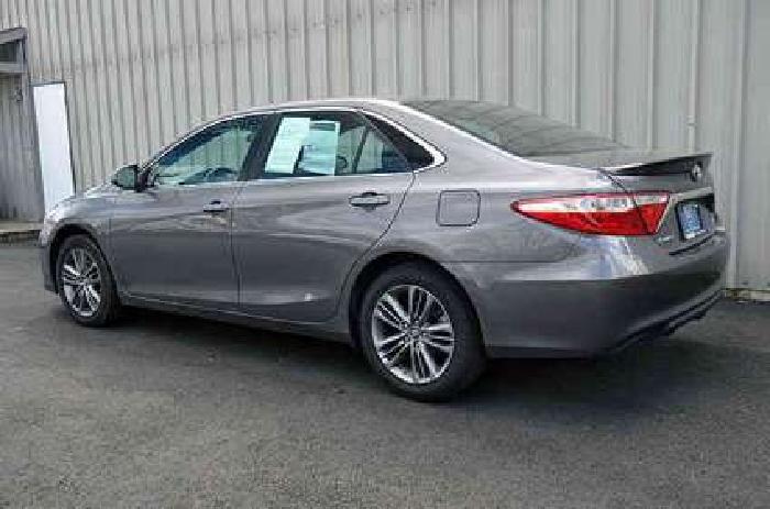 2017 toyota camry se in fredericksburg, va