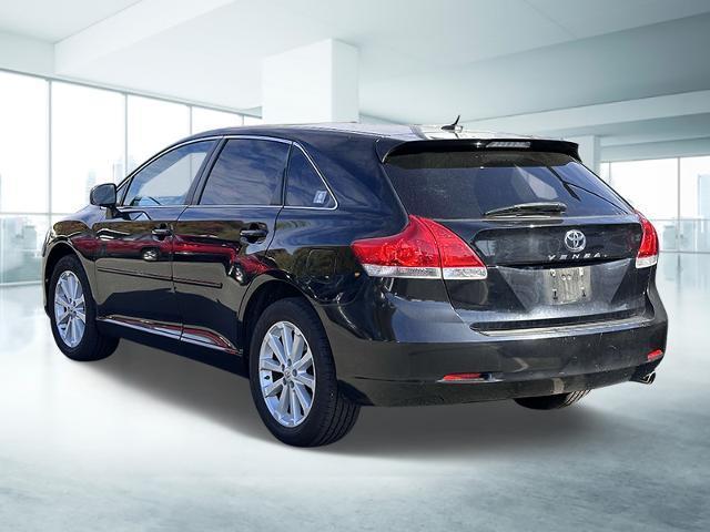 2011 toyota venza base