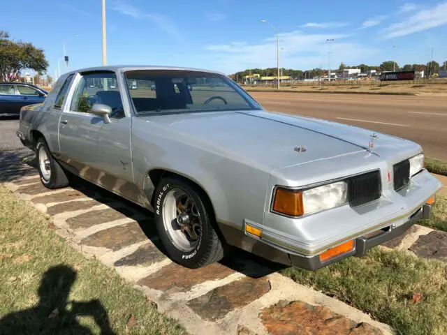 1987 oldsmobile cutlass 350 corvette engine runs good