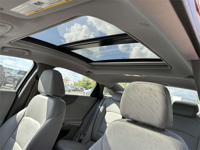 2017 chevrolet malibu 1lt