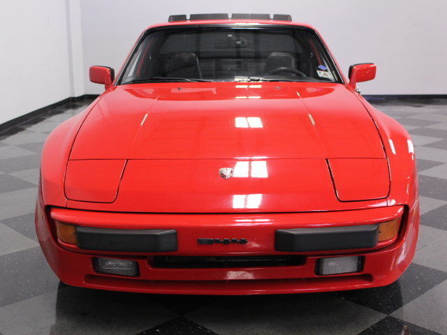 timing belt just changed, new clutch, new a/c, very well cared for, nice 944