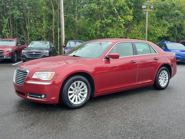 2014 chrysler 300 base