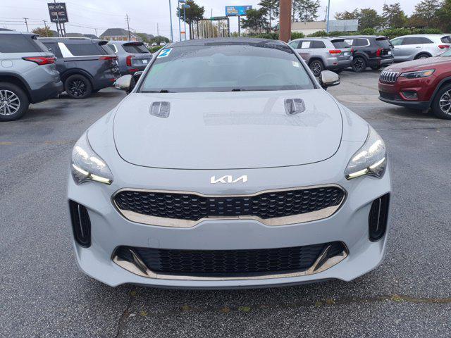 2022 kia stinger gt-line