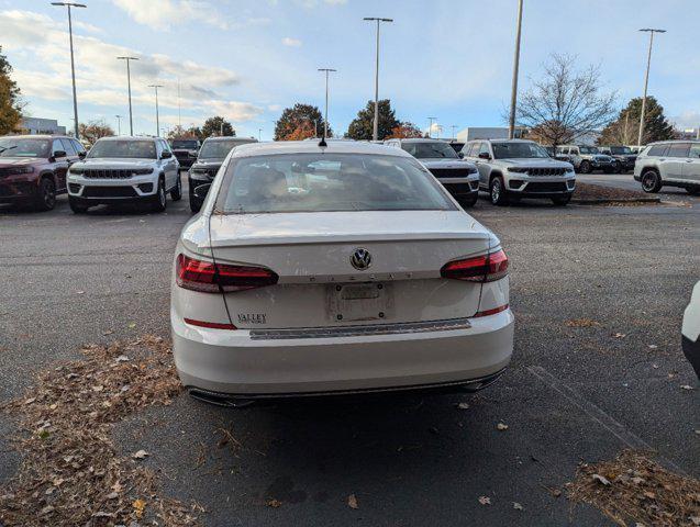 2021 volkswagen passat 2.0t se