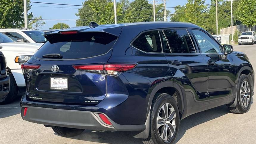 2022 toyota highlander xle