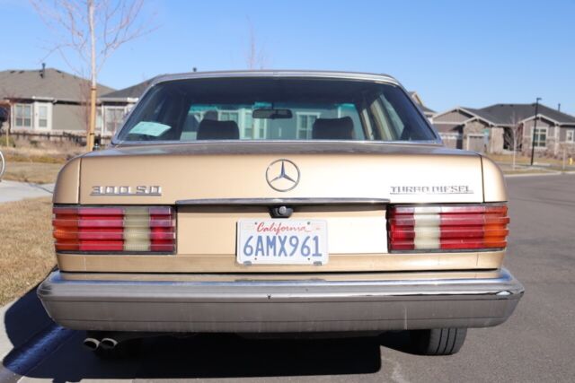 mercedes-benz 300sd turbodiesel 1985 - restoring dream. no mods, salvage title