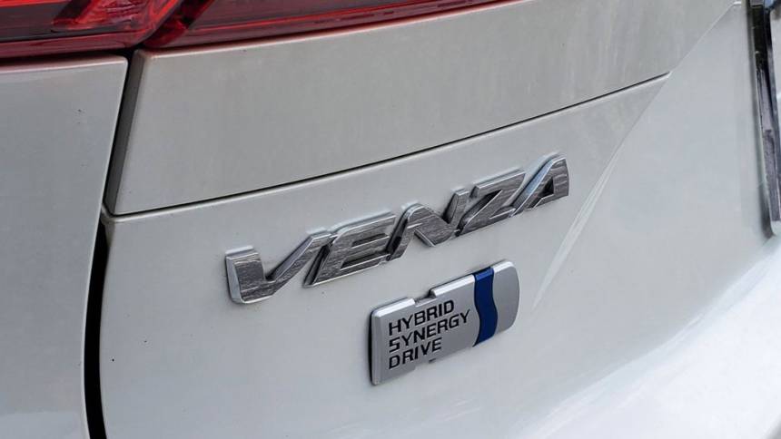 2021 toyota venza xle