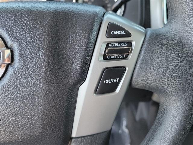 2018 nissan titan sv