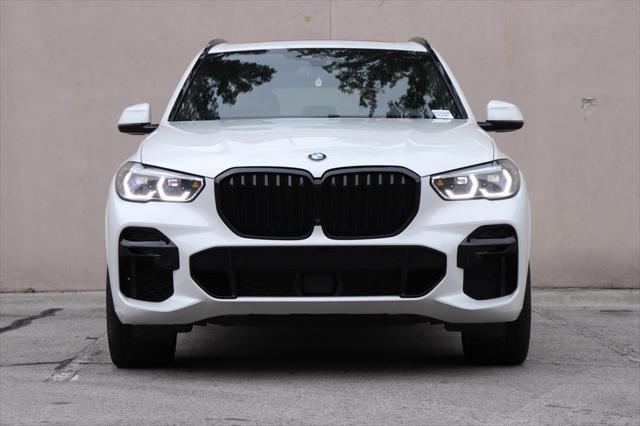 2022 bmw x5 m50i