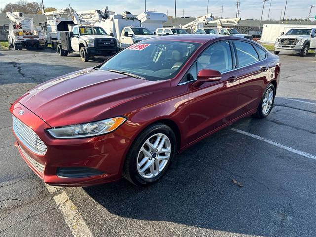 2014 ford fusion se