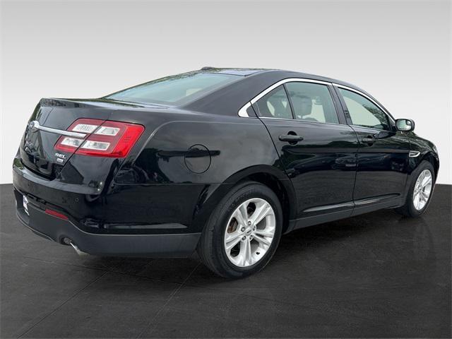 2018 ford taurus sel