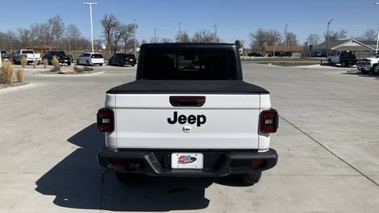 2024 Jeep Gladiator