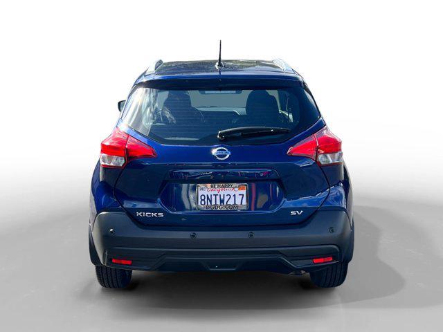 2020 nissan kicks sv