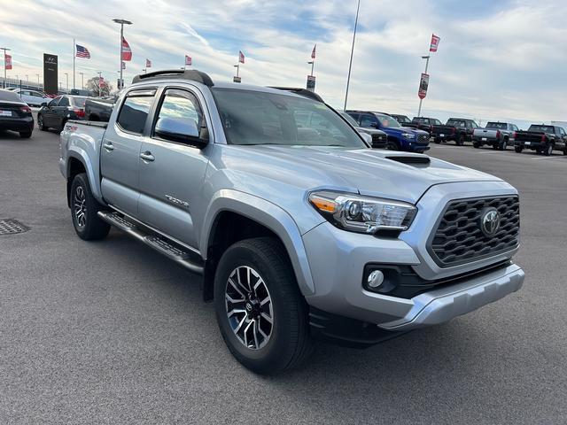 2022 toyota tacoma trd sport