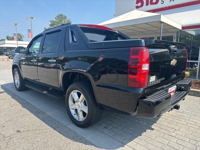 2011 chevrolet avalanche 1500 ls