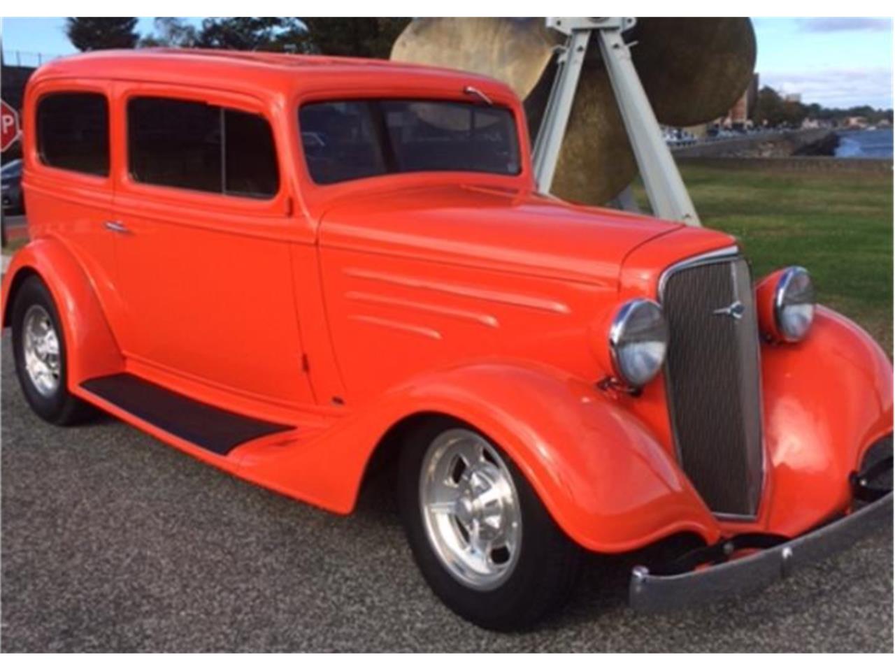 1935 chevrolet 2-dr sedan