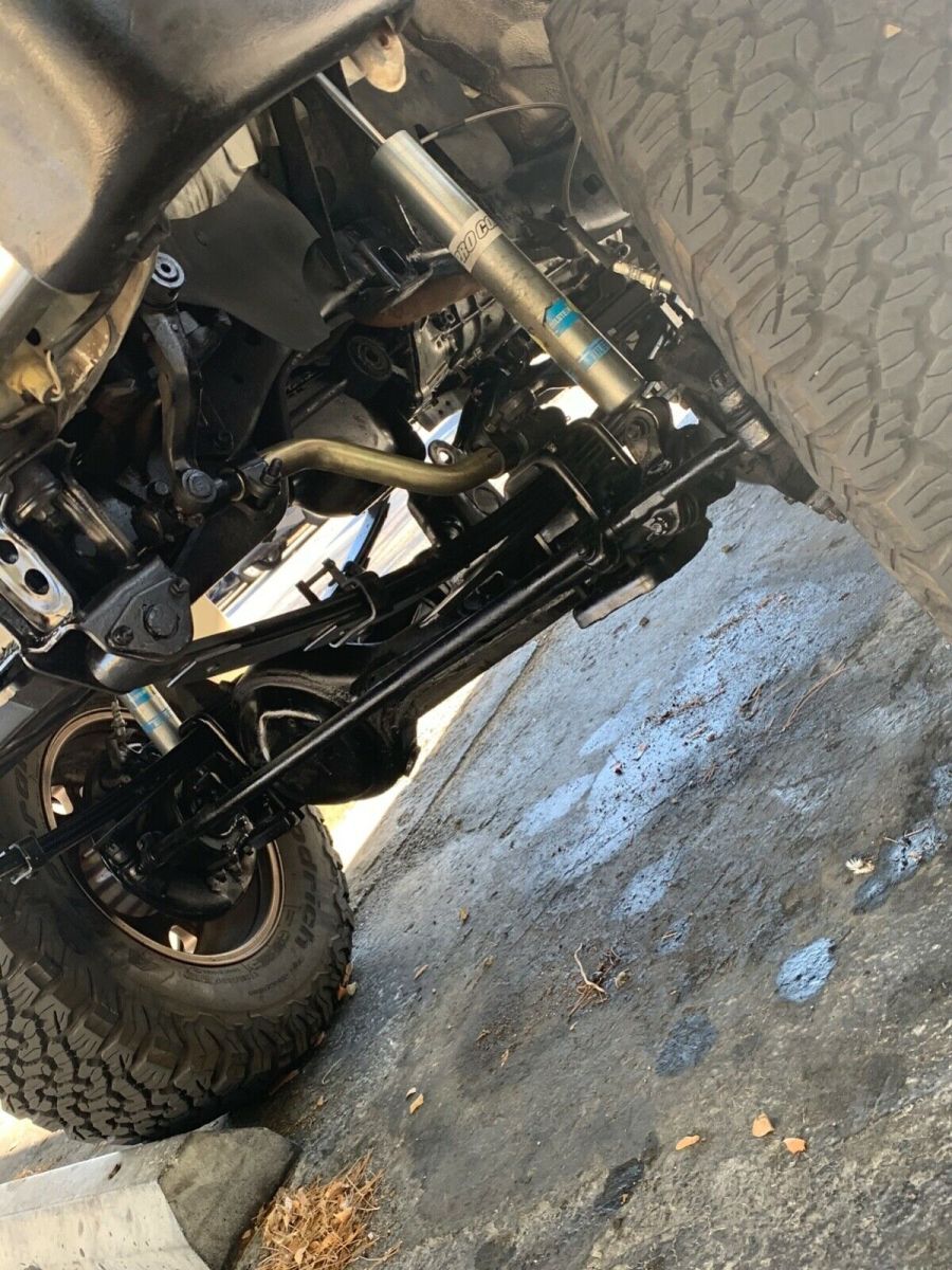 1985 toyota 4runner sr5 straight axle fuel injection and sunroof