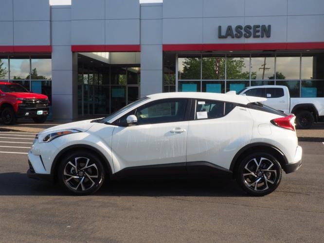 new 2019 toyota c-hr xle albany, or 97322 for sale in albany, oregon