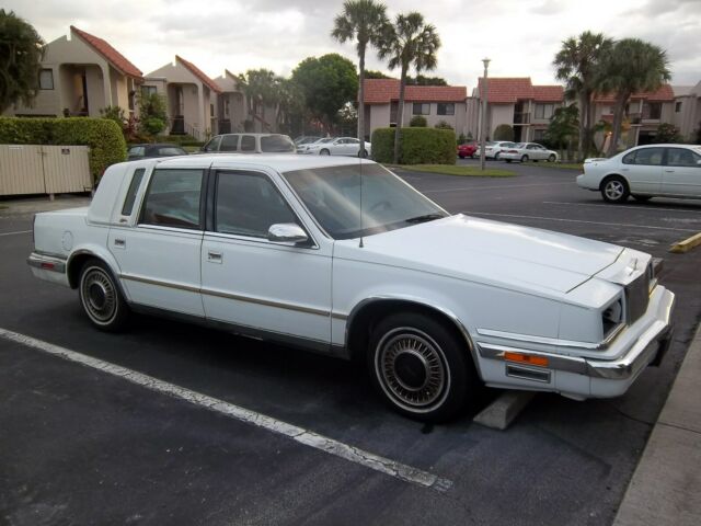 1991 chrysler 5th avenue