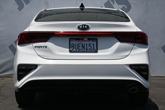 2021 kia forte lxs