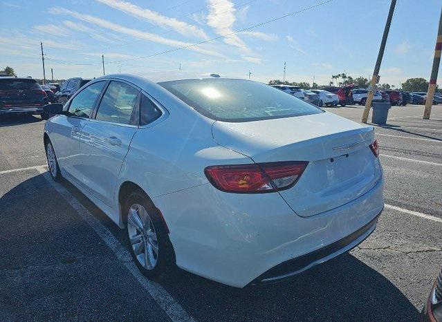 2016 chrysler 200 limited