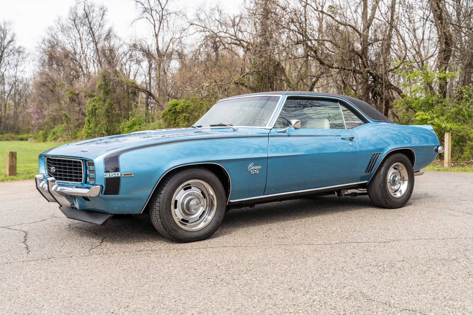 1969 chevrolet camaro 5-speed