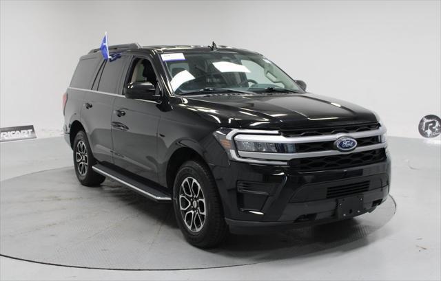 2022 ford expedition xlt