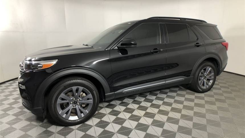2023 ford explorer xlt