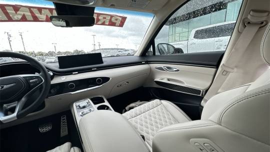 2024 Genesis GV70