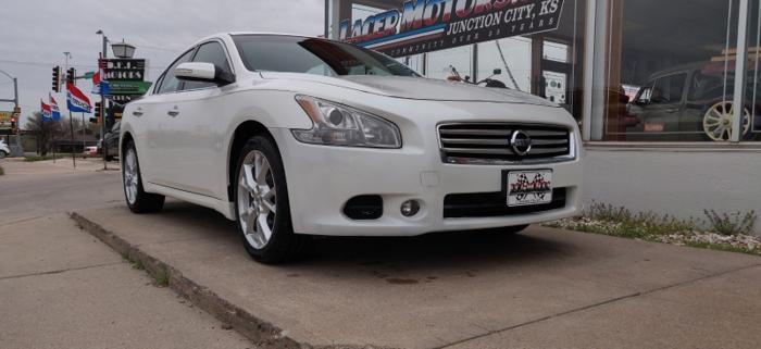 used 2014 nissan maxima 3.5 sv junction city, ks 66441 for sale in grandview plaza, kansas