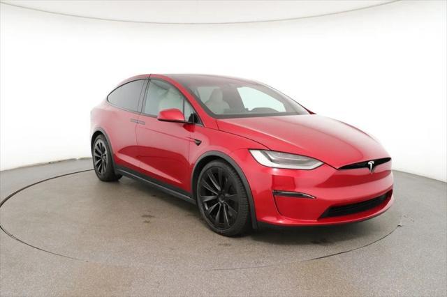 2023 tesla model x standard range