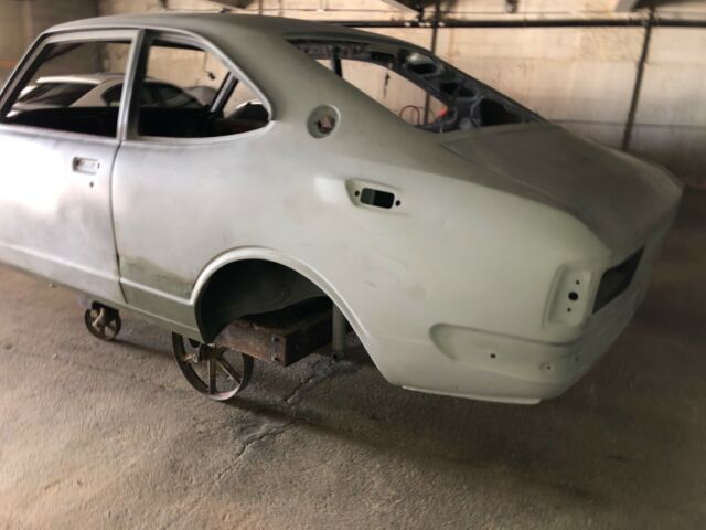 this is a 1974 te27 toyota corolla body in good condition rust free