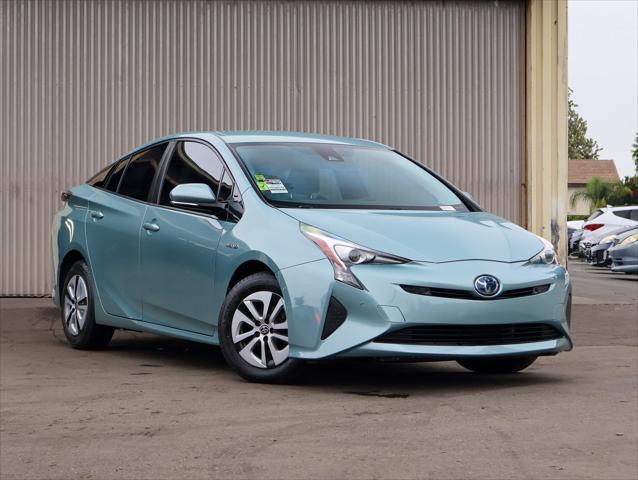 2017 toyota prius two