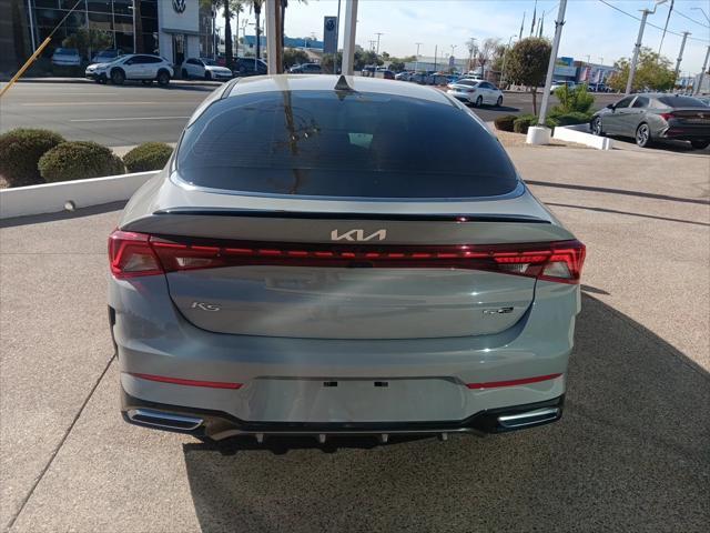 2022 kia k5 gt-line
