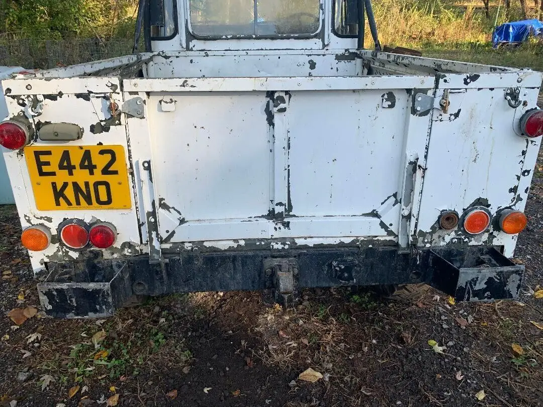 1987 land rover 110 pickup defender? uk 2.5l diesel 4x4 manual solid frame runs